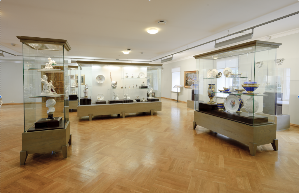 Mikkeli muuseumi püsinäiitus