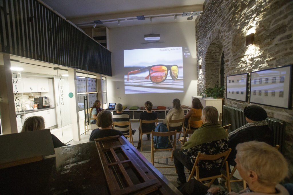 Vääna raamatukogu sisevaade